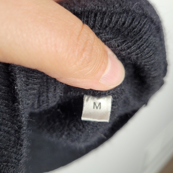 Vintage black knit cardigan with beading - Picture 13 of 13